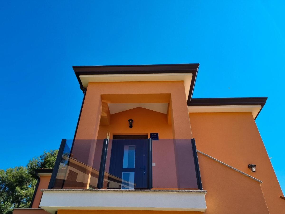 Appartement Juli No 2 à Poreč Extérieur photo