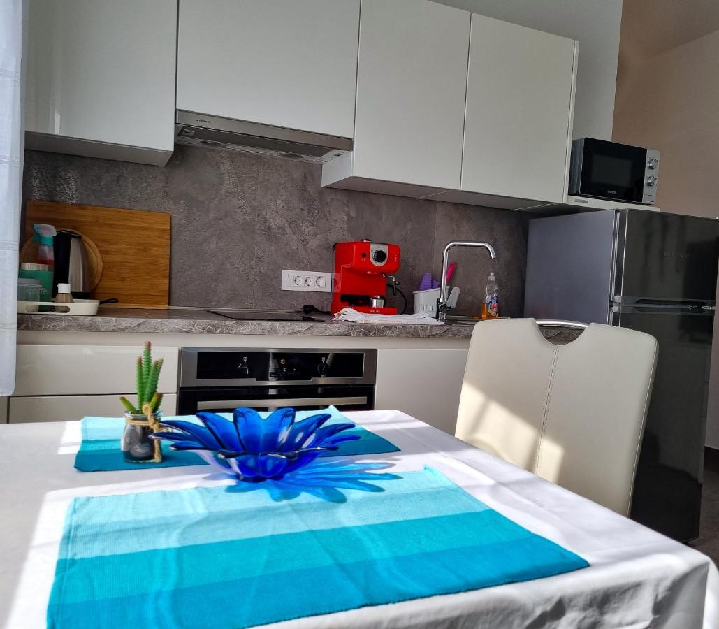 Appartement Juli No 2 à Poreč Extérieur photo